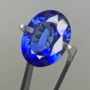 Certified Blue Sapphire Gemstone